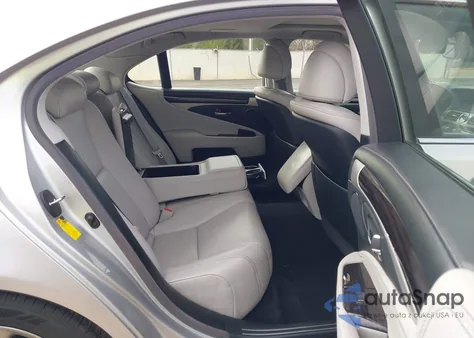 2015 Lexus Ls 460 z USA, uszkodzony, nr VIN JTHBL5EF0F5134365